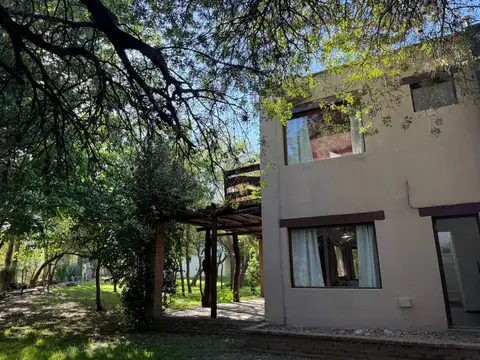 Casa en venta en Las Chacras