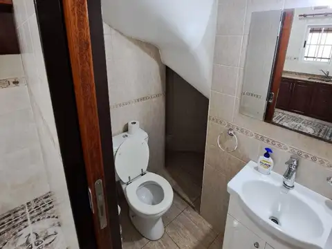 Depto Tipo Casa en Venta con 1 cocheras