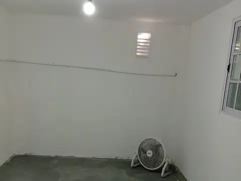 SOLO DEPÓSITO - Galpón en alquiler en Ciudad Madero