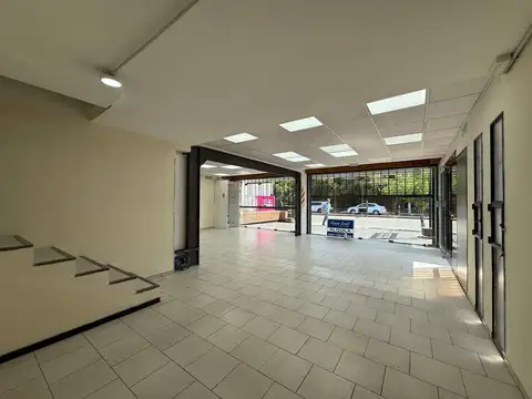 Local en Alquiler en Arguello, $ 2.450.000