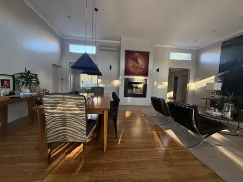 Casa en Venta de 4 dormitorios