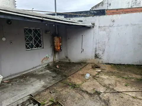 Casa Americana 3 Ambientes PARA RECICLAR - Castelar Sur
