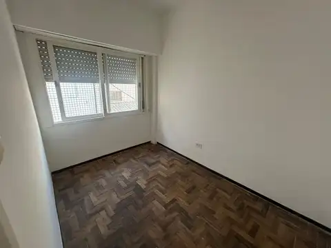 Venta departamento 3 ambientes Ramos Mejía centro