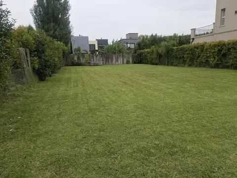 Terreno en Barrio Privado, Brisas, adrogue