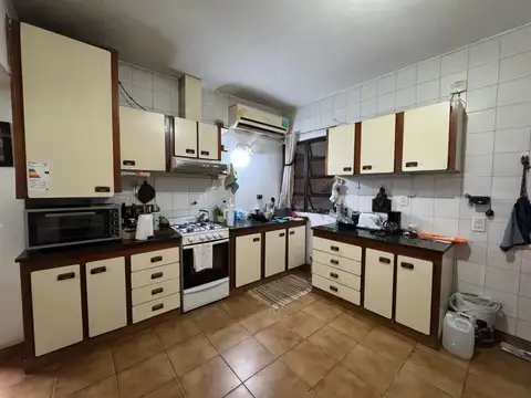 Venta casa en una planta en Bella Vista