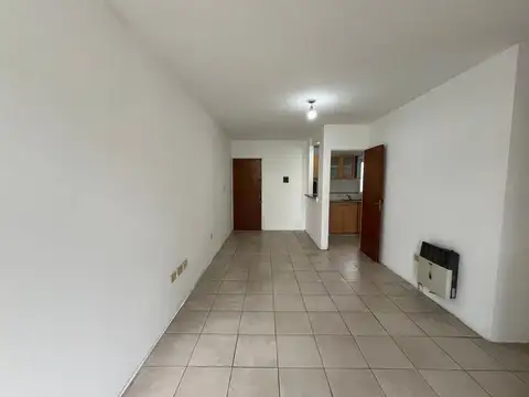 Departamento en Alquiler en Echesortu, $ 360.000