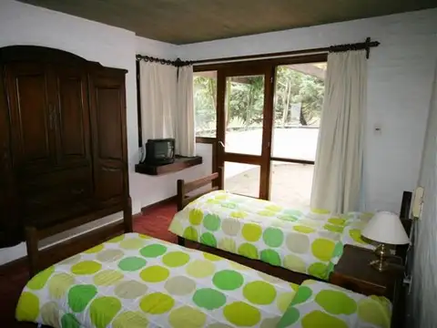 Casa en Alquiler Temporal con 1 cochera