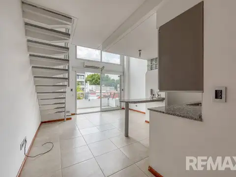 VENTA DUPLEX 2 AMBIENTES EN SAAVEDRA CON BALCON