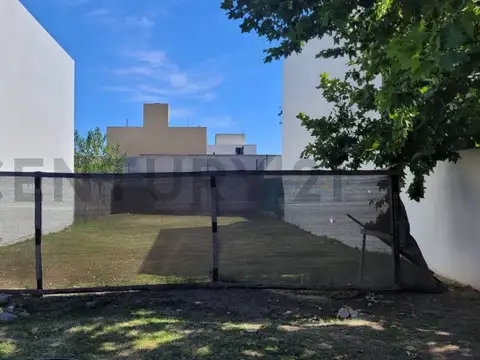 Lote en Venta en Gonnet- Barrio Roble del Bell