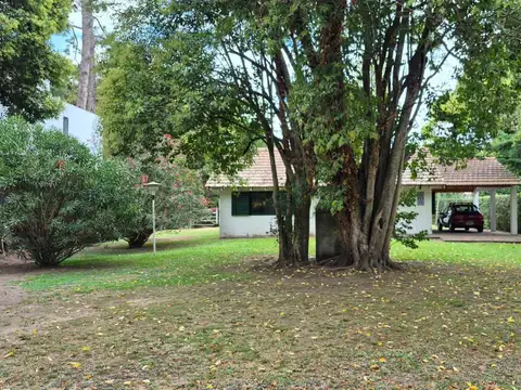 Casa en Venta en Villa Elisa, USD 115.000