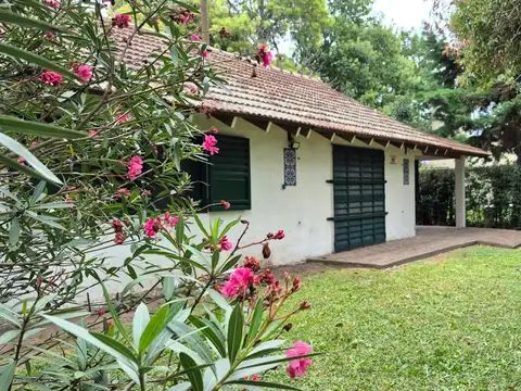 Oportunidad en Villa Elisa | Casa 3 Ambientes | Gran Lote 729m²  | Escritura inmediata, Apto banco.