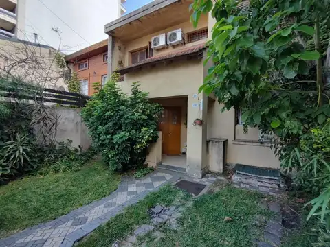 Casa en pleno centro de Villa Ballester NUEVO VALOR