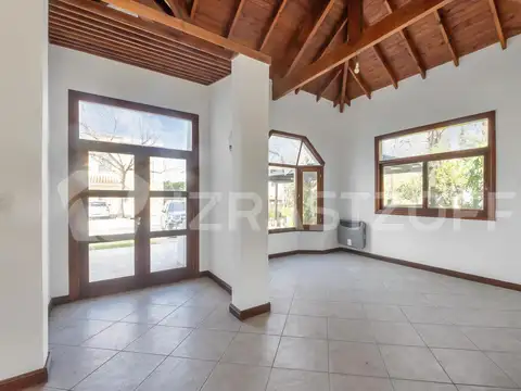 Casa en Alquiler en El Lucero, USD 1.650