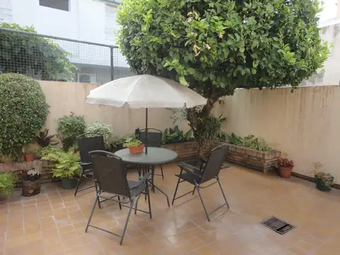 Depto Tipo Casa en Venta con 2 cocheras