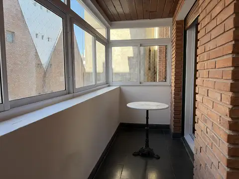 Bulnes 1700, Piso 8