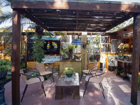 VENTA CASA CON NEGOCIO EL PINAR