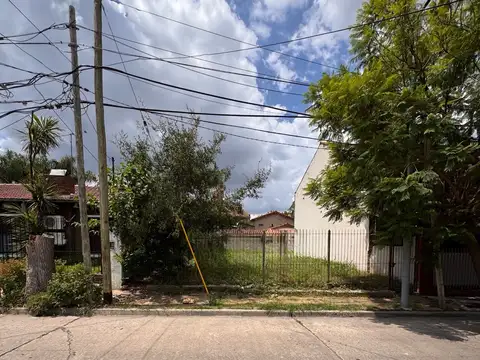 Terreno en Venta 20  mts Fondo