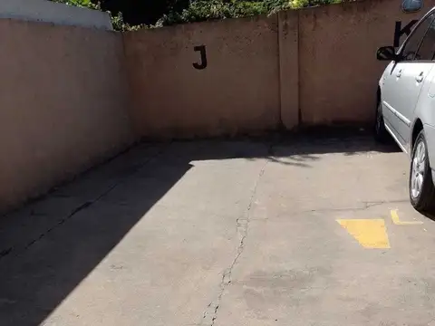 Cochera En Venta En Saavedra