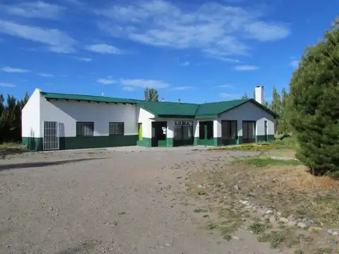 VENTA CASA 4 AMB, LOTE 4563 M2, RUTA 40, INGR. PERITO MORENO