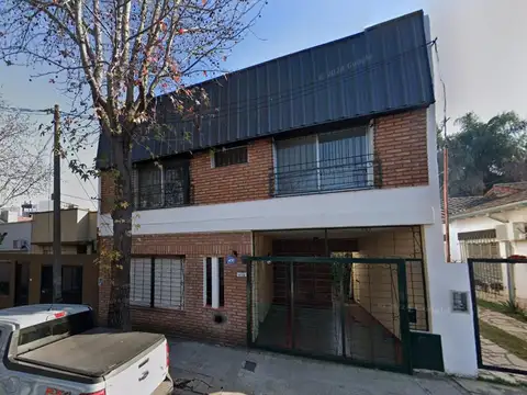 OPORTINIDAD Casa 5 Amb en Victoria con Gran Patio y Quincho