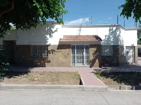 ALQUILER CASA+DEPTO, REV. DE MAYO 1890 GODOY CRUZ