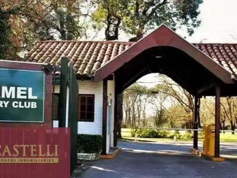 Terreno en Carmel C.C