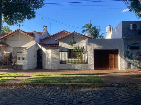 Casa en Banfield Este