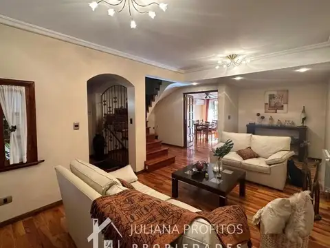 Depto Tipo Casa en Venta en Quilmes, USD 240.000
