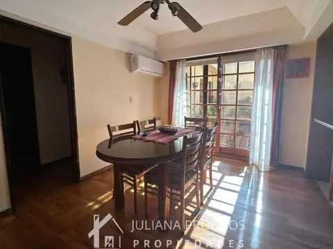 Depto Tipo Casa 5 ambientes con 3 baños