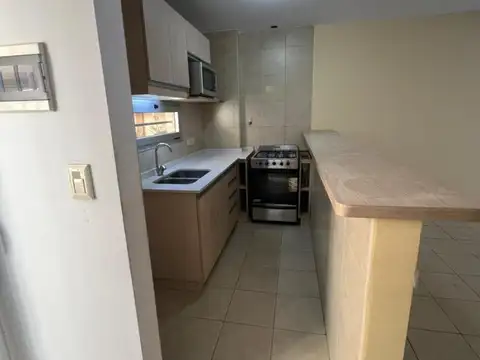 Manuela Pedraza 3300