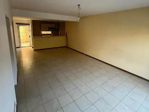 Manuela Pedraza 3300