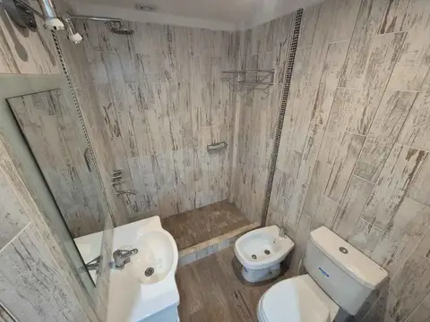 Depto Tipo Casa en Venta en Liniers, USD 120.000