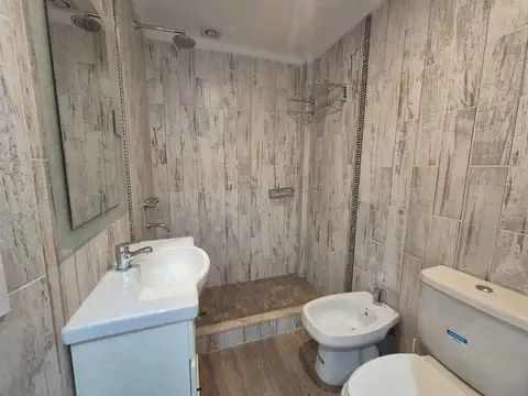 Depto Tipo Casa 2 ambientes con 1 baño