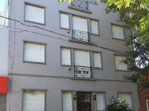 Edificio de 650 m2 totales, 10 departamentos, lote propio en 4 plantas, Oport!!!!!!