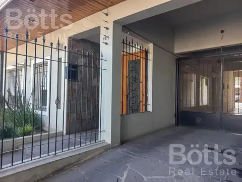 2 amb balcon, cochera y baulera, x escal Acepta permuta M Del Plata