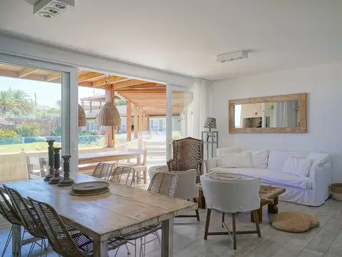 Casa en Venta en La Barra, USD 1.100.000