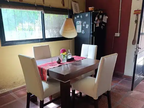 Casa Con Parque Y Pileta En Del Viso M089v