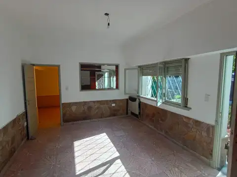 Casa en Alquiler en Manuel B Gonnet, $ 1.300.000