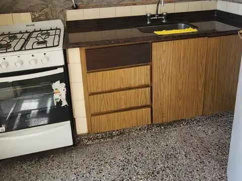 Pellegrini 1900, Piso 7