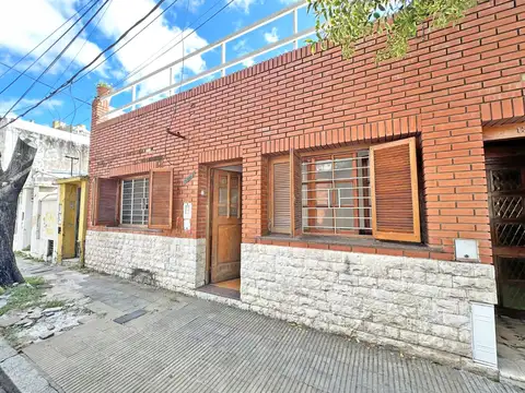 Casa de 2 dormitorios en venta en Arroyito