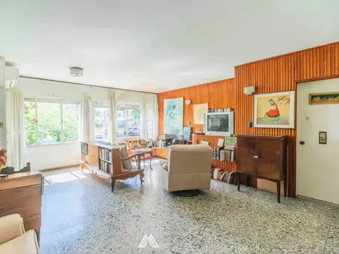 Venta casa nuda propiedad, 3 dormitorios Malvin