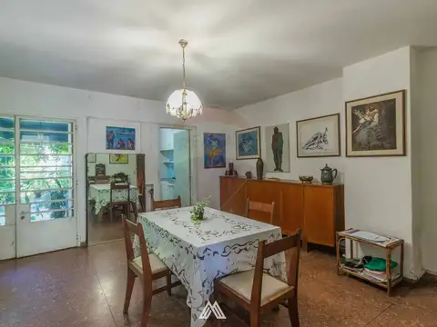 Casa en Venta con 1 cochera