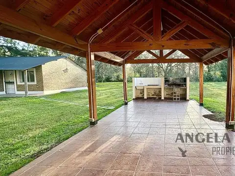 Casa 5 ambientes con 3 baños