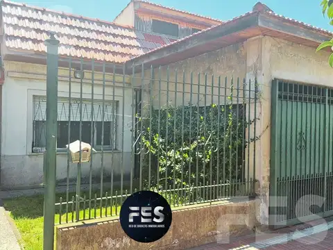 Venta Casa en Remedios De Escalada