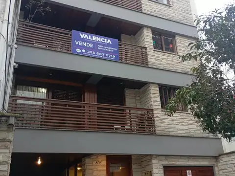 VENTA – GASCÓN 3000 | PISO 5° Excelente departamento reciclado, ubicado en Gascón al 3000, en un 5° piso.