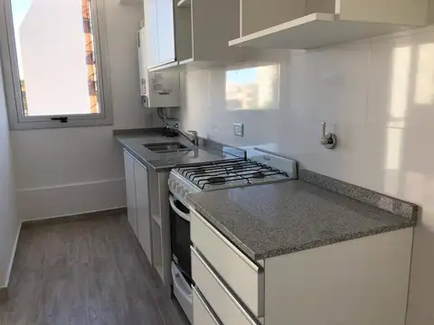 Almirante Brown al 2400