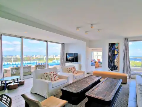 VENTA APARTAMENTO PENTHOUSE PUNTA DEL ESTE
