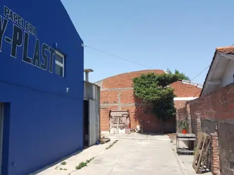 LOCAL Y DEPOSITO O GALPON MAR DEL PLATA FRENTE A MAKRO