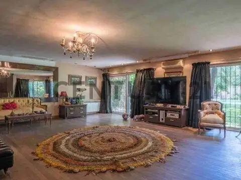 Casa 6 ambientes con 6 baños