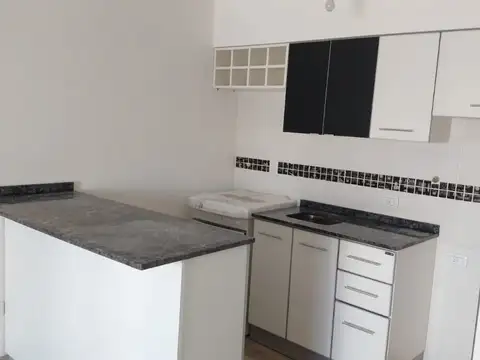 Excelente dpto 2 amb con balcón!